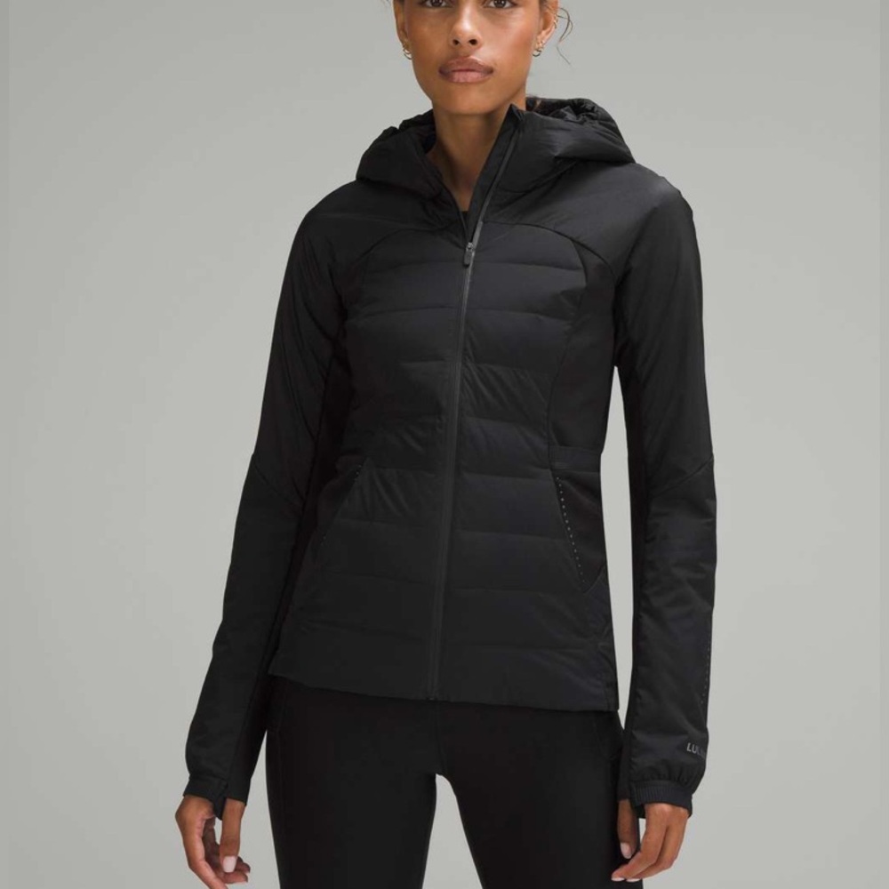 Lululemon Down for It All Jacket
Black